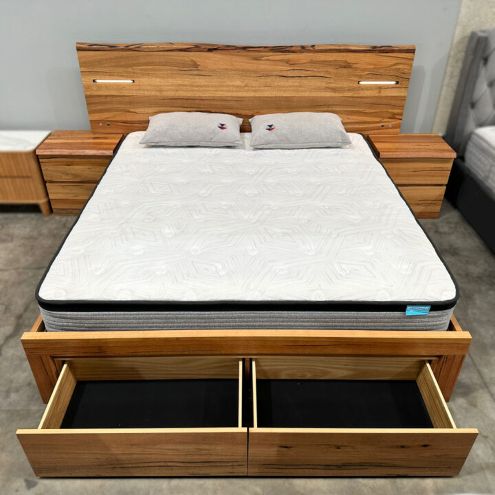 Clanton Marri Bed - Image 4