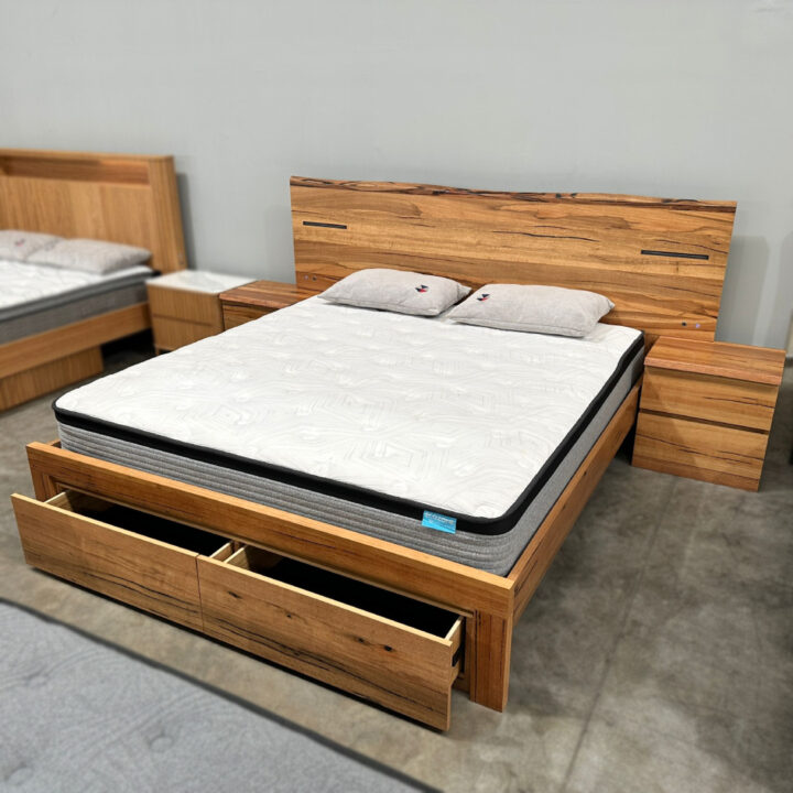 Clanton Marri Bed - Image 2