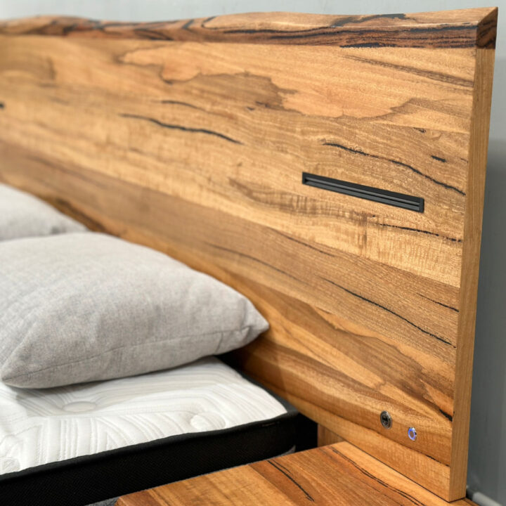 Clanton Marri Bed - Image 5