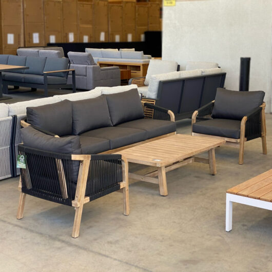 Dehaan Outdoor Lounge