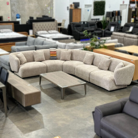 Rhapsody Corner Lounge